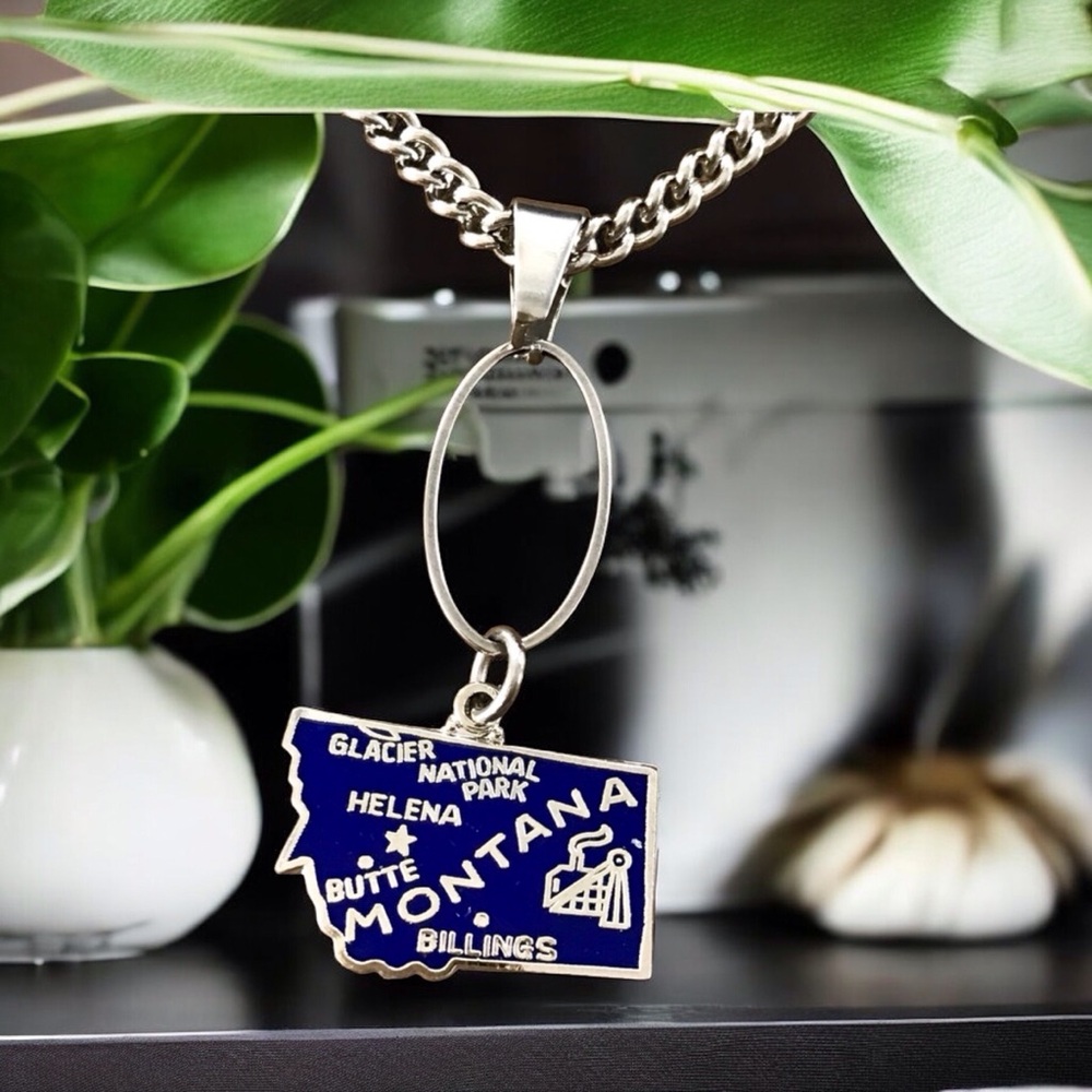 🆕 Montana Oval Drop Pendant Necklace Vintage Enamel/Stainless Steel